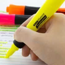 Desk Style Fluorescent Highlighters w/ Cushion Grip (3/Pack)